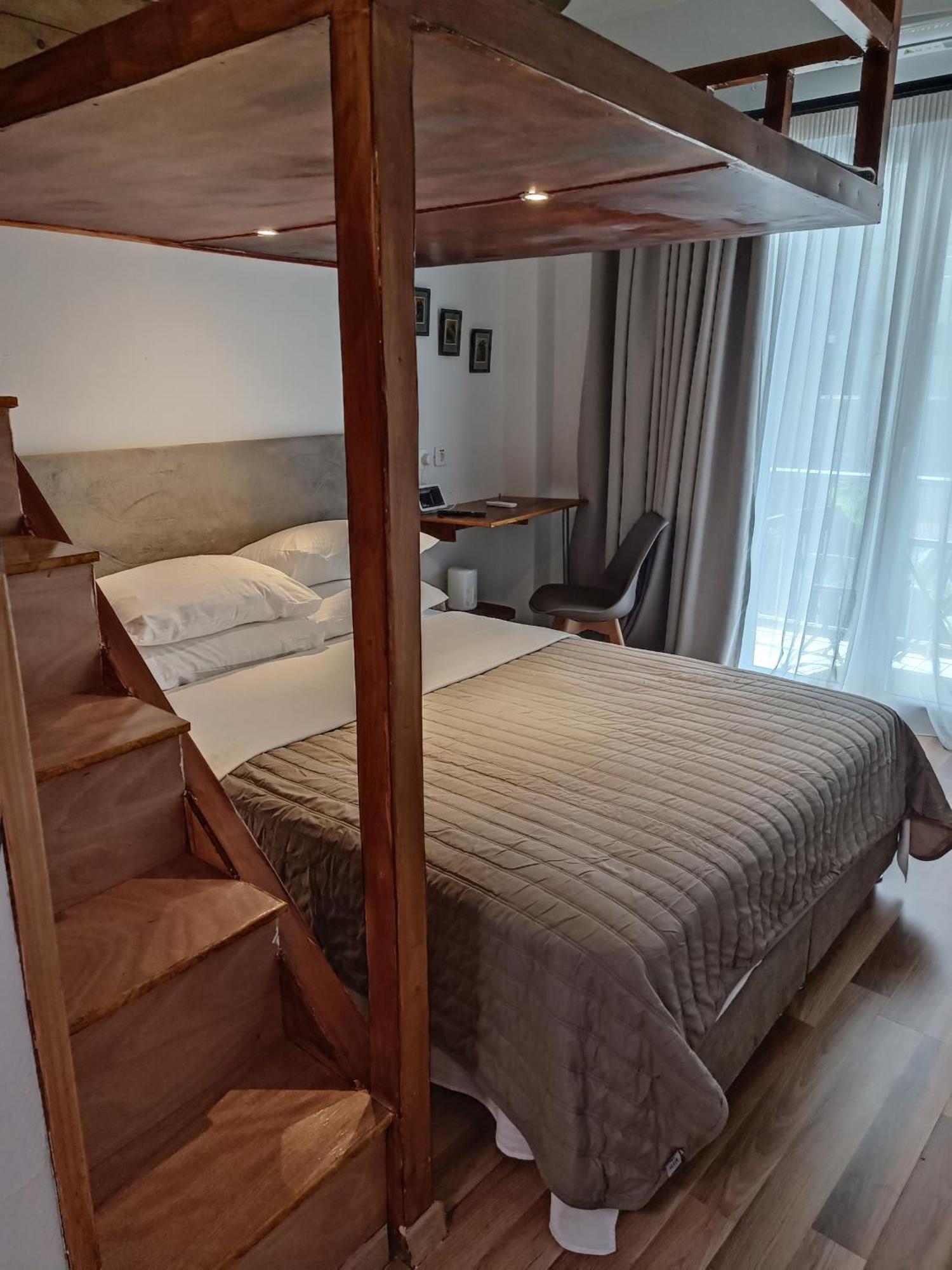 Ulysses Apartments Acropolis Atény Pokoj fotografie